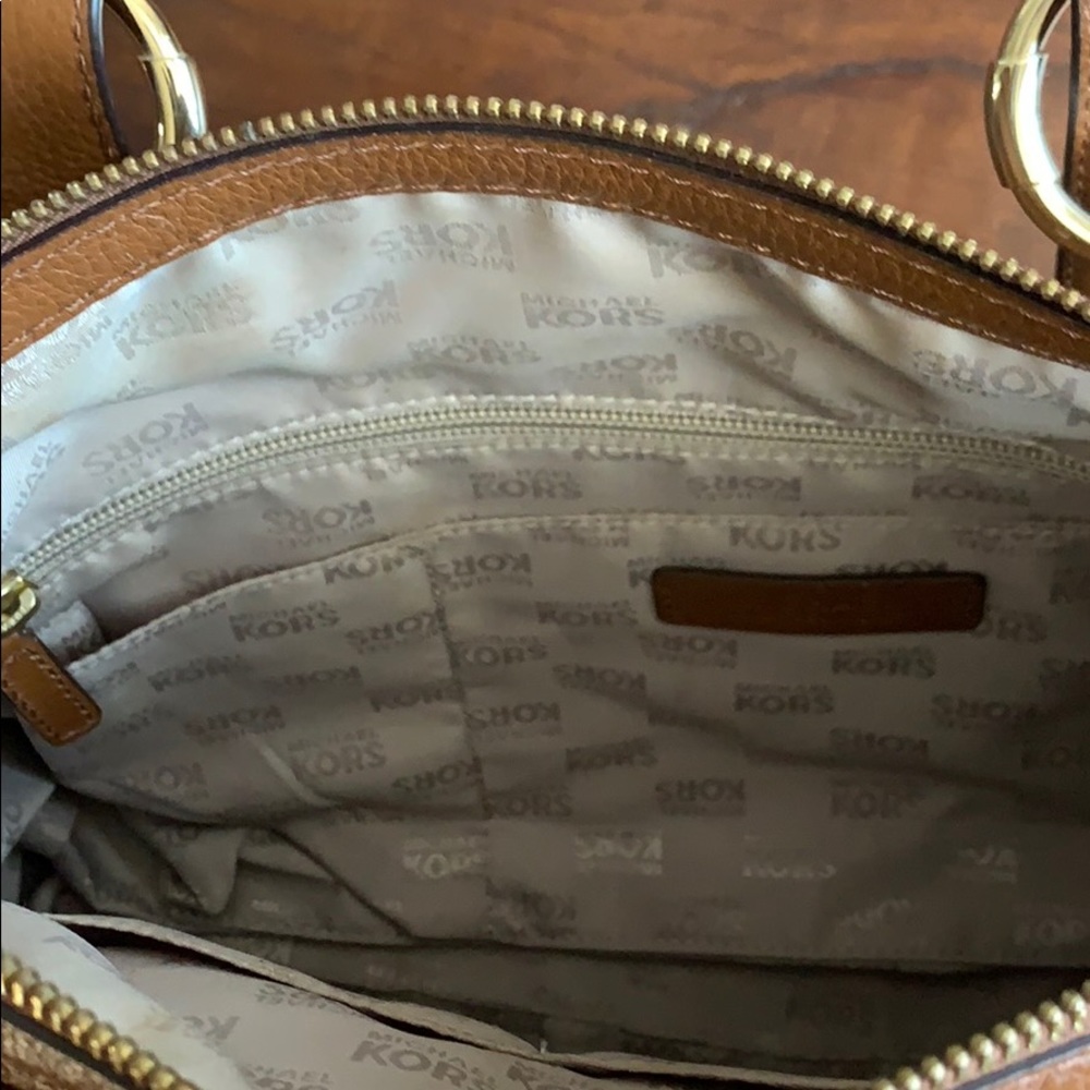 Michael Kors Purse - Picture 8 of 10